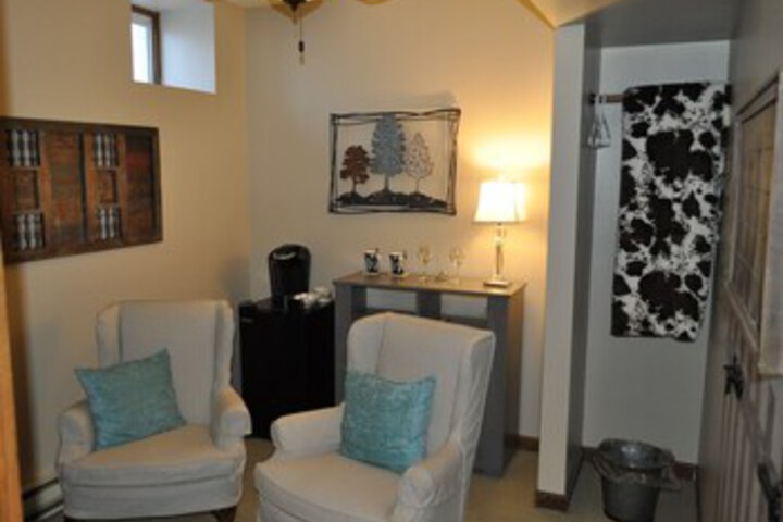 James Mulvey Carriage House Inn