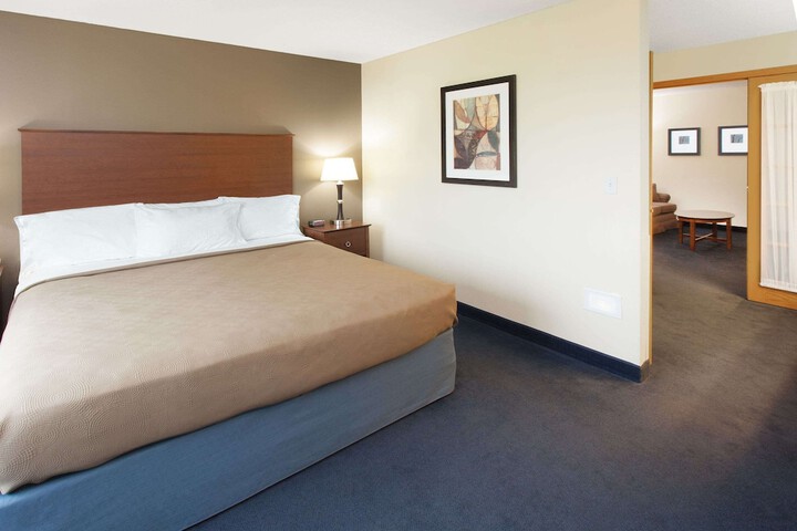 AmericInn by Wyndham Webster City