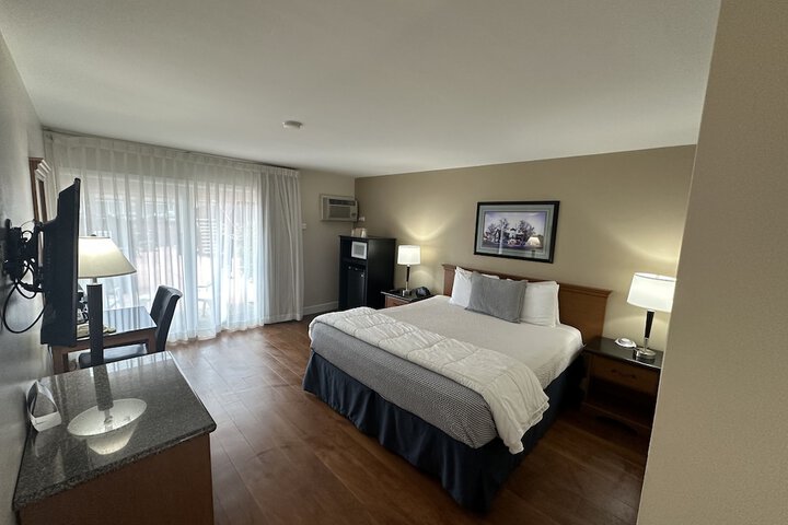 Room 27 of 111