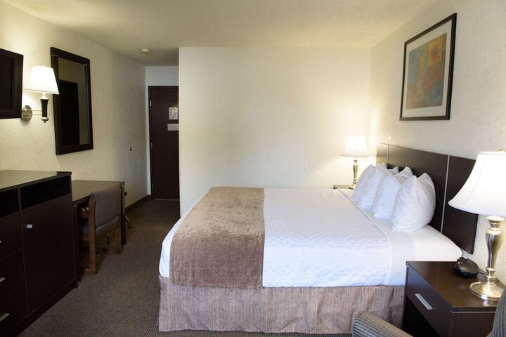 Room 16 of 31