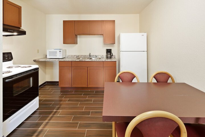 Black Hills Luxury Suites