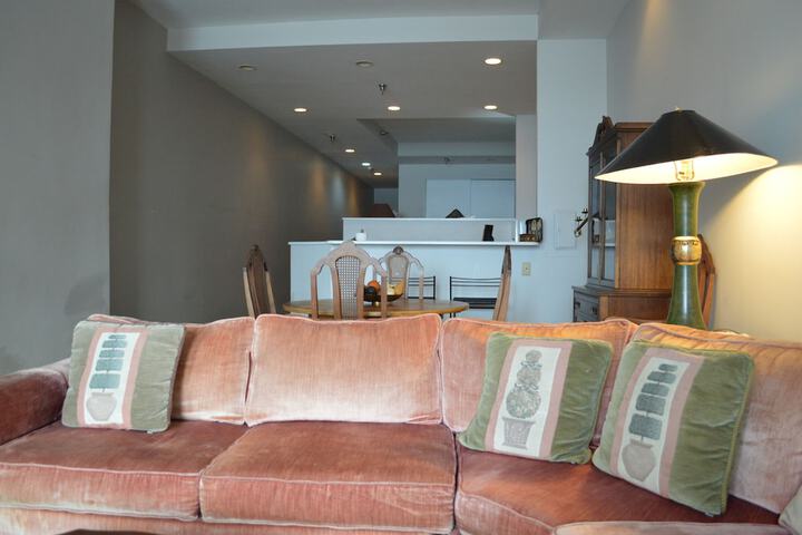 Room 42 of 48