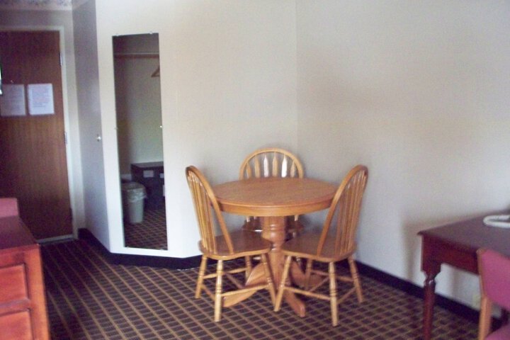 Room 40 of 52