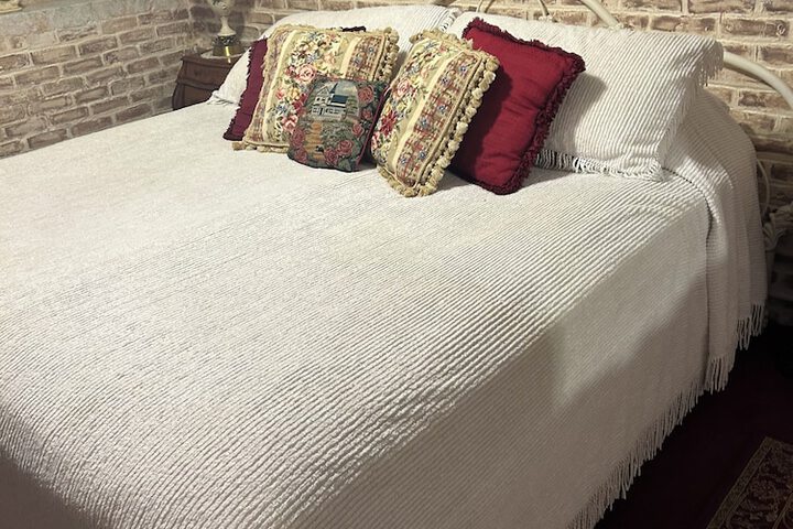 Room 54 of 107