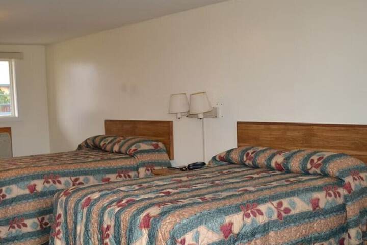 Tourest Motel