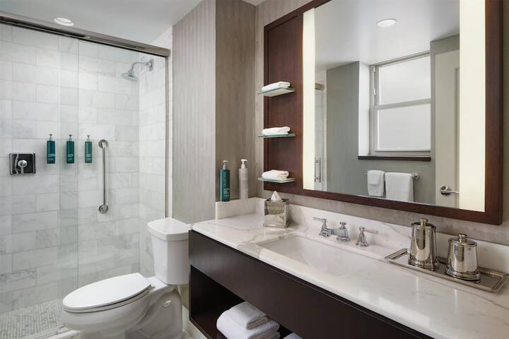 Hilton Chicago