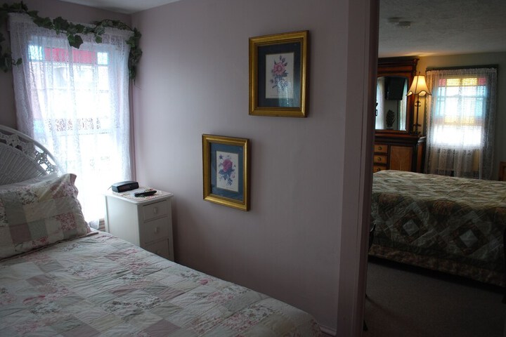 Island Guest House B & B