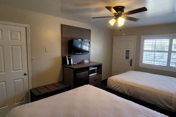 Room 42 of 88