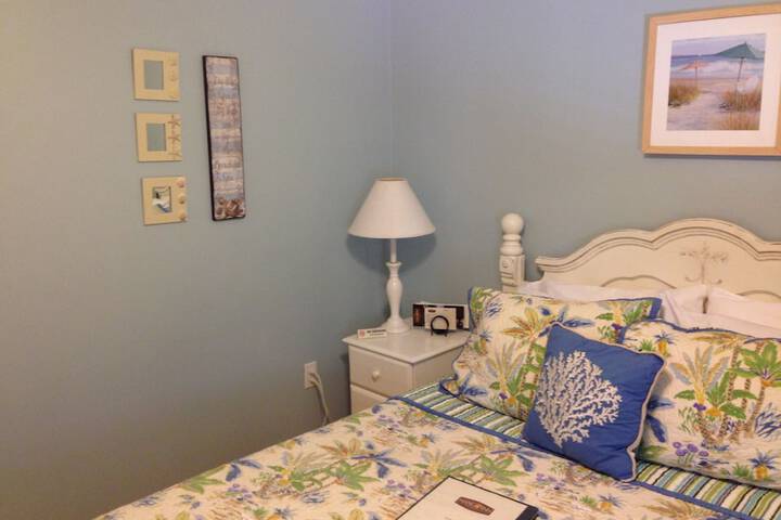 Room 61 of 80