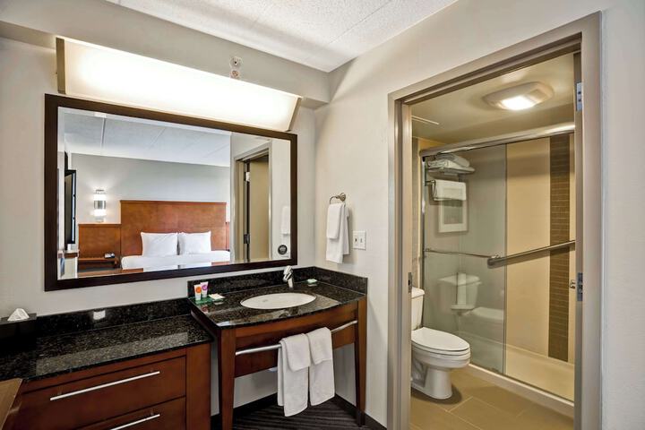 Room 19 of 39