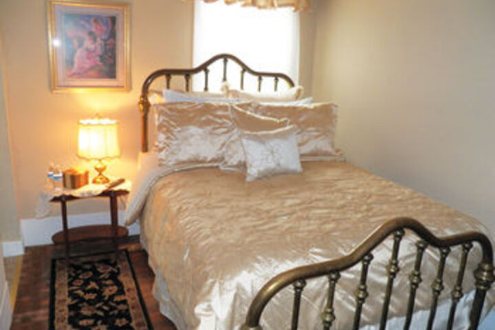 Stanwood Hotel Saloon