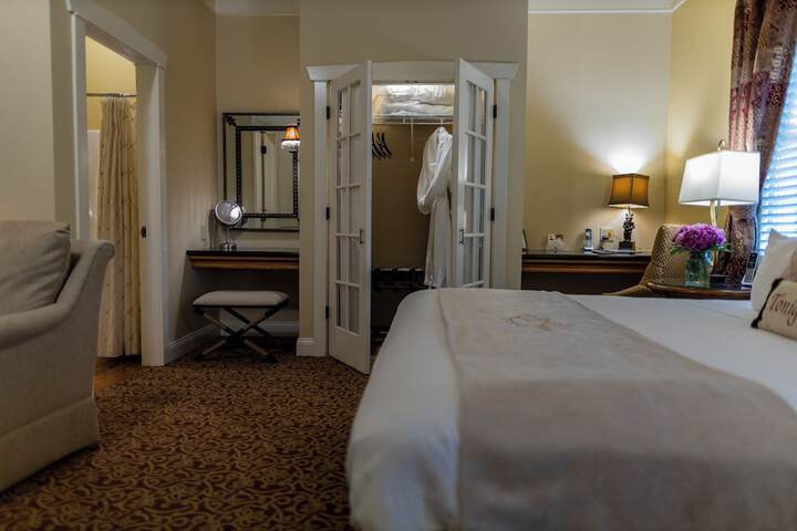 The Inn at Leola Village a Historic Hotel of America