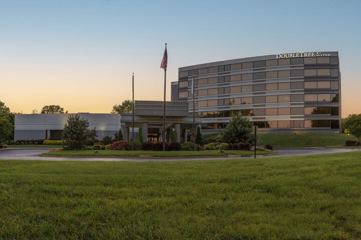 DoubleTree by Hilton Winston Salem - University
