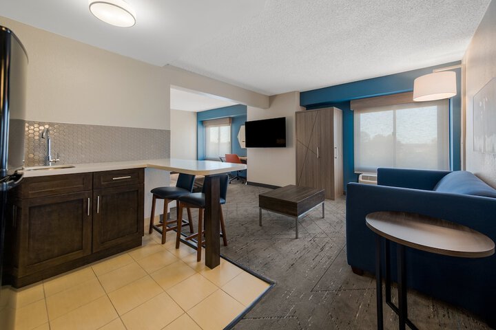 Room 30 of 51