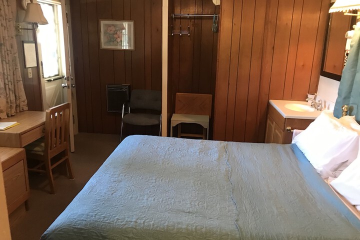 Chamber Lane Motel
