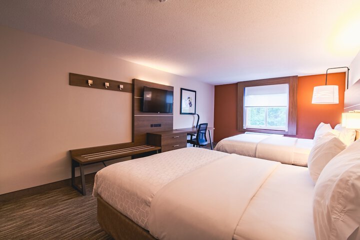 Room 71 of 109
