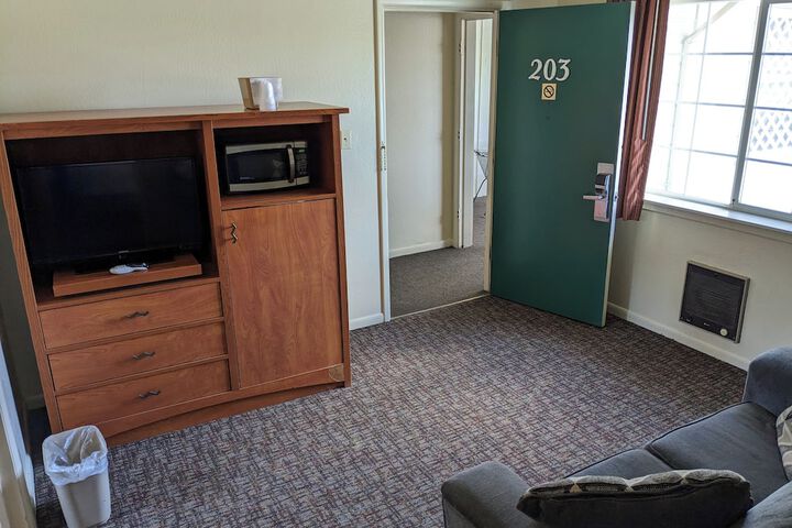 Room 43 of 52