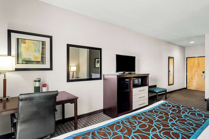 Best Western Plus Magee Inn & Suites