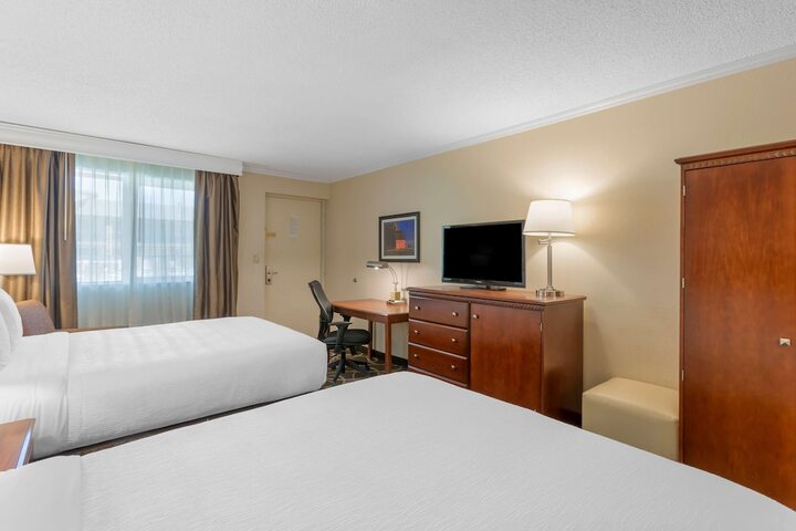 Room 20 of 36