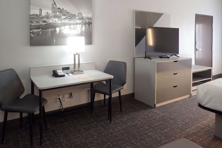 Room 15 of 49