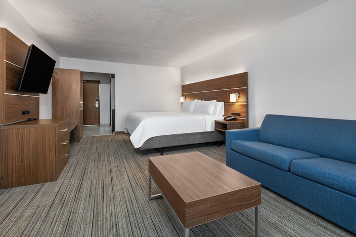 Room 9 of 41