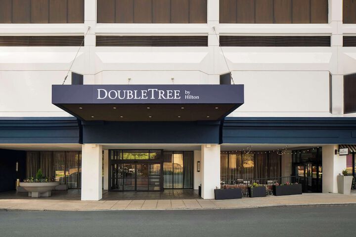 DoubleTree by Hilton Hartford Downtown