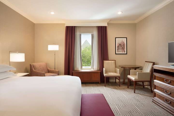 Room 41 of 66