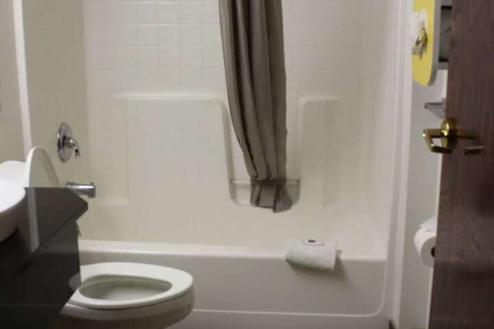 Motel 6 Dixon CA