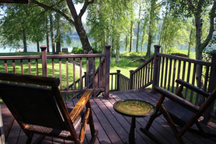 Pennys Place on the River