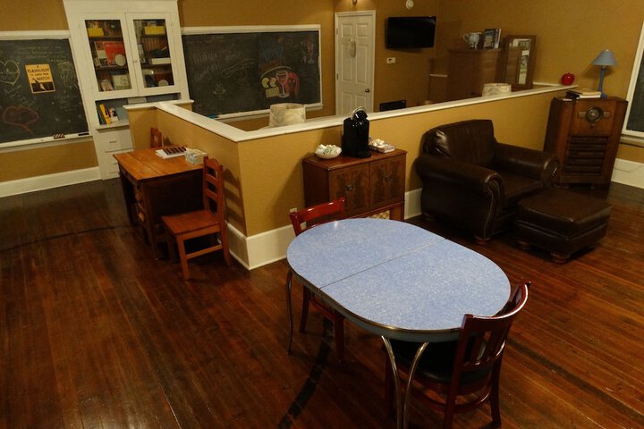 Room 51 of 69