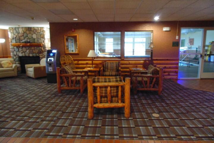 American Inn and Suites Houghton Lake