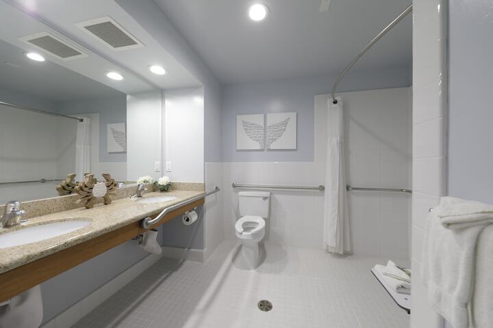 Avila Lighthouse Suites