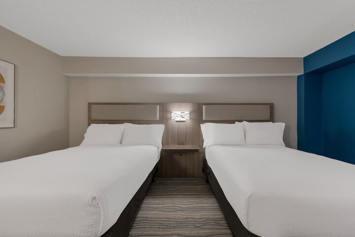 Room 15 of 51