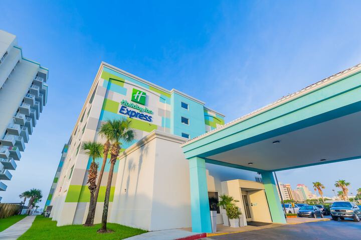 Holiday Inn Express Orange Beach by IHG