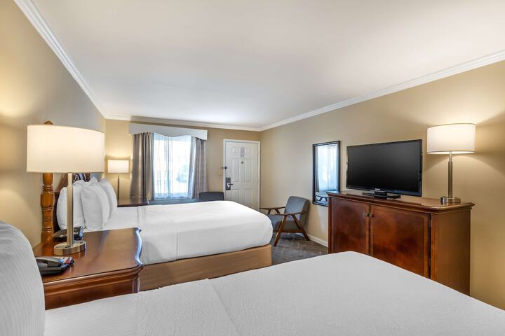 Room 31 of 38