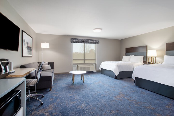 Room 70 of 105