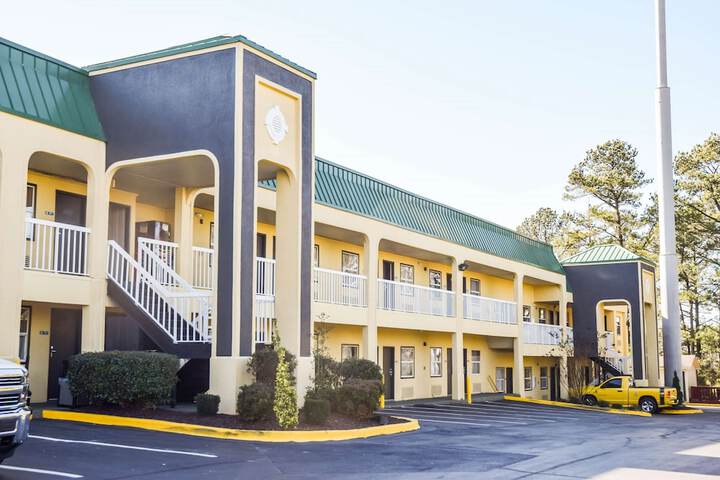 Hotel 2 of 14
