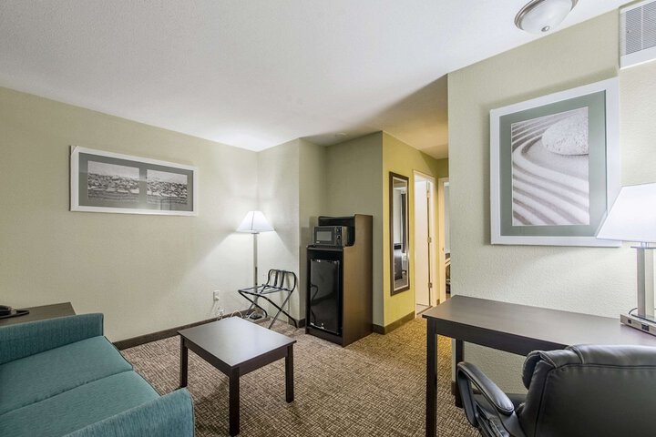 Room 21 of 29