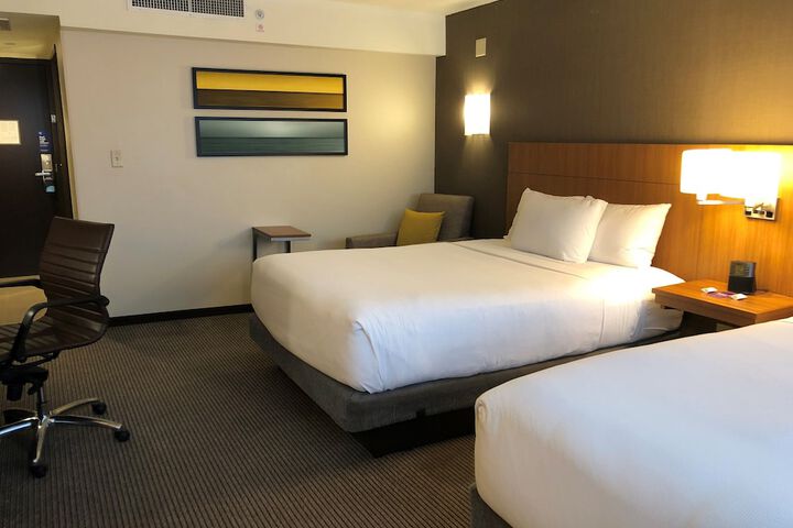 Hyatt Place Chicago / OHare Airport