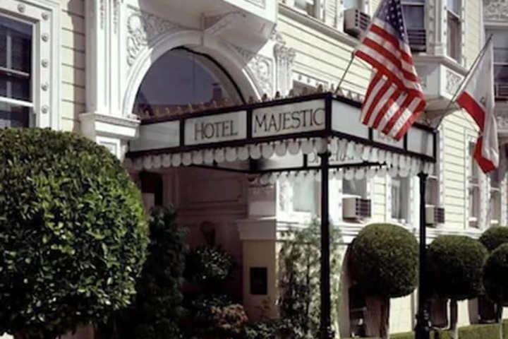 Hotel 3 of 38