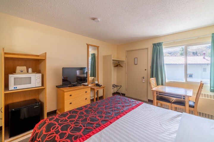 Room 11 of 41