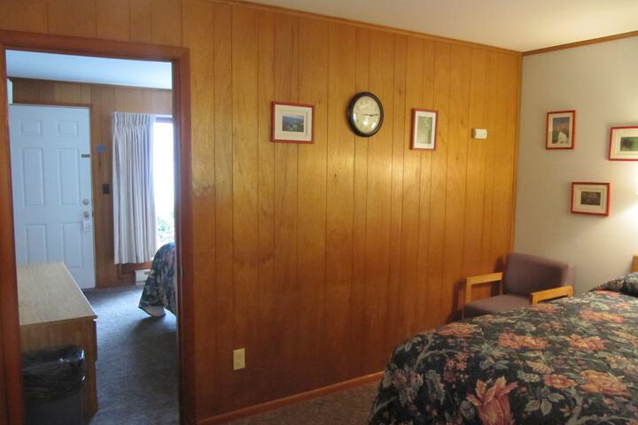 Room 71 of 154