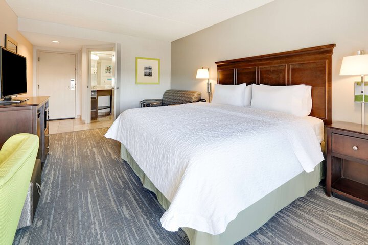 Room 20 of 38