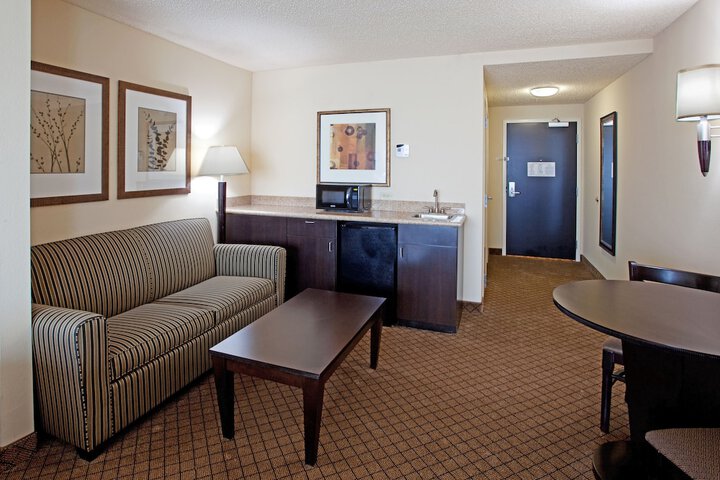 Room 18 of 39