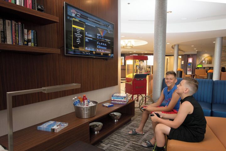 Courtyard by Marriott Canton