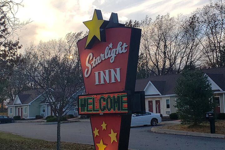 Hotel 6 of 42