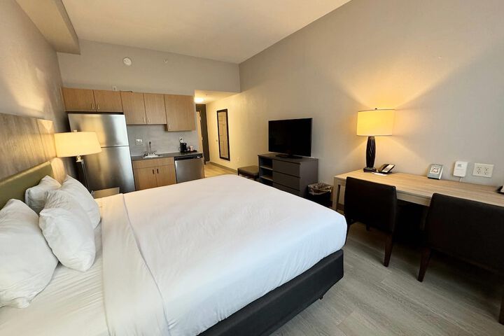Country Inn & Suites by Radisson Port Charlotte, FL