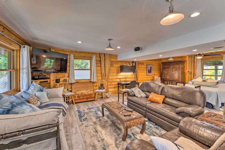 Cozy Wisconsin Studio 11 Mi to Lake Geneva!