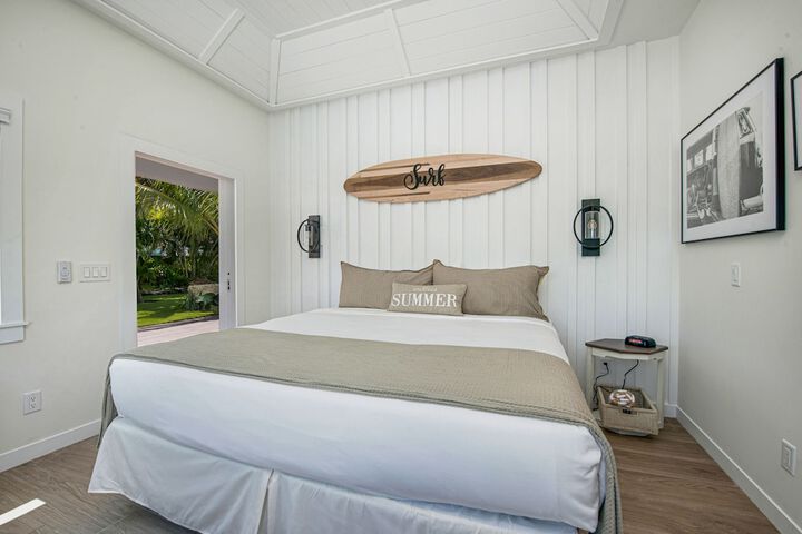 Casey Key Resorts - Beachfront