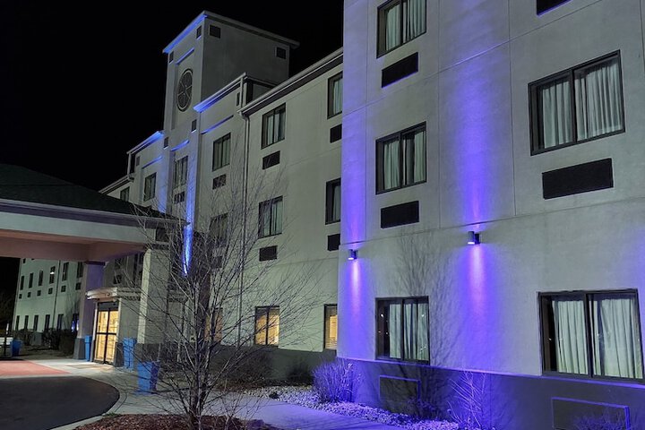 Hotel 1 of 33